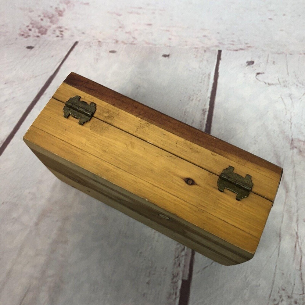 Vintage Wooden Box Trinket Jewlery Mother and Dad Wood Atlanta Georgia - Picture 7 of 8